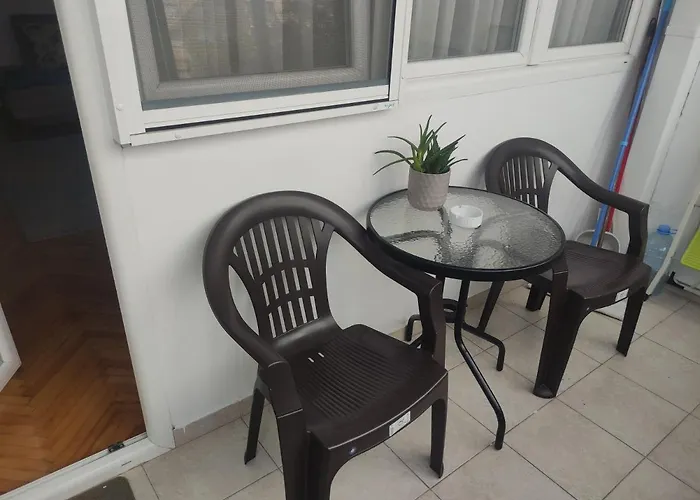 Modern Apartment With Balcony Close To City Center Appartamento Podgorica